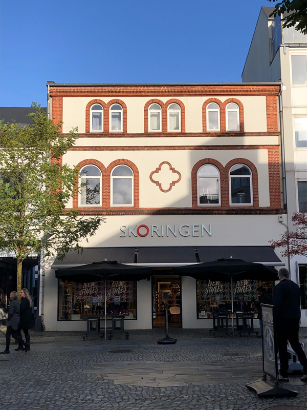 Facaden på Bredgade 8 – Bredgade 8 · 2. sal